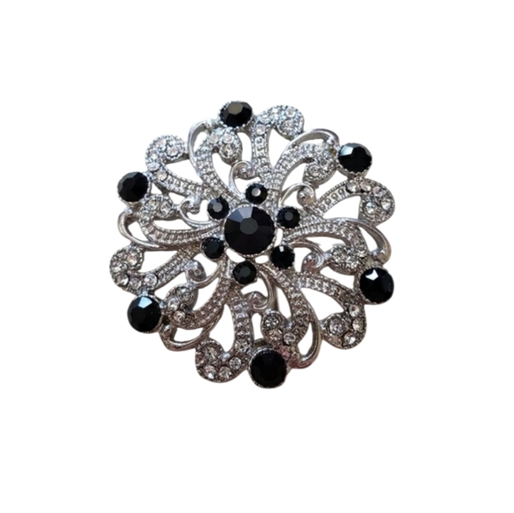Trifari Jewelry - Vintage Crown Trifari Rhinestone Costume Pin
